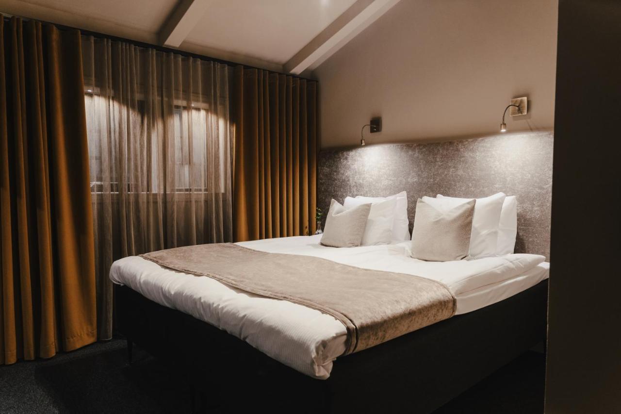 Hotell Viktors 萨伦 外观 照片